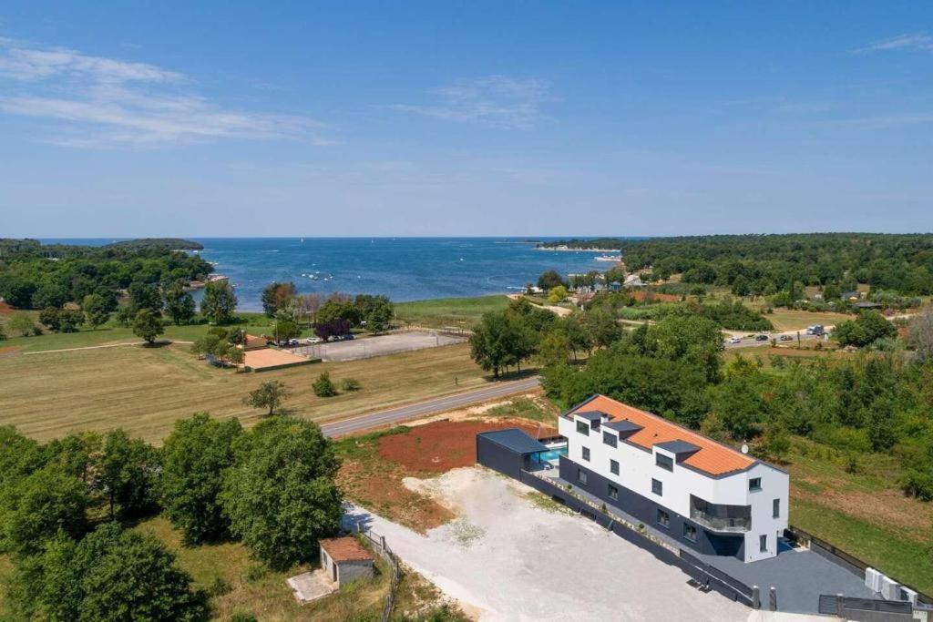Appartement Seaview à Funtana Extérieur photo